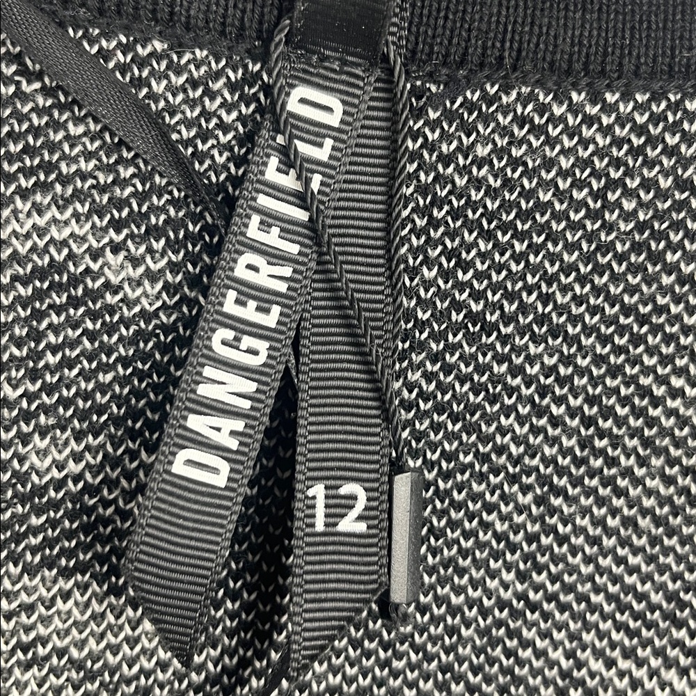 Black Dinosaur Patterned L Sweater Medium - image 5